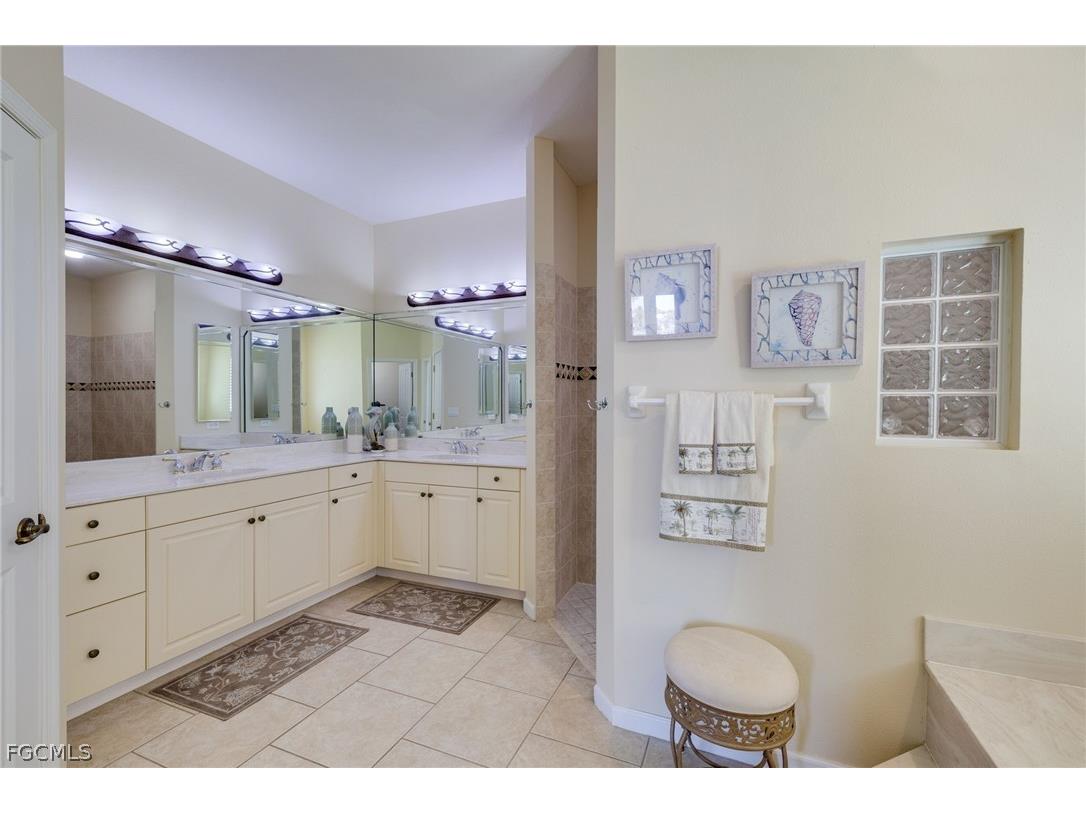 2611 SW 46th Street Cape Coral FL 33914 2026009948 image23