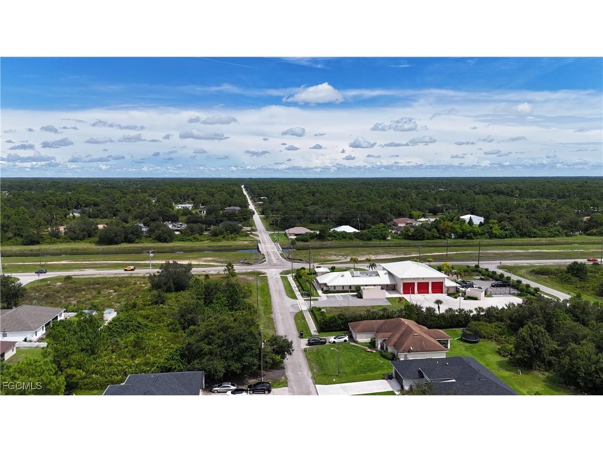 2612 49th Street W Lehigh Acres FL 33971 2025010066 image6