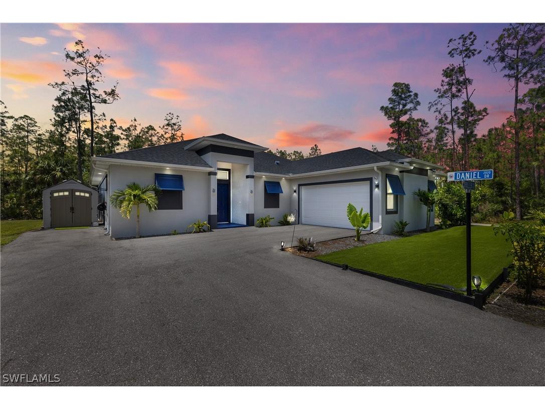 2612 50th Avenue NE Naples FL 34120 224036353 image1