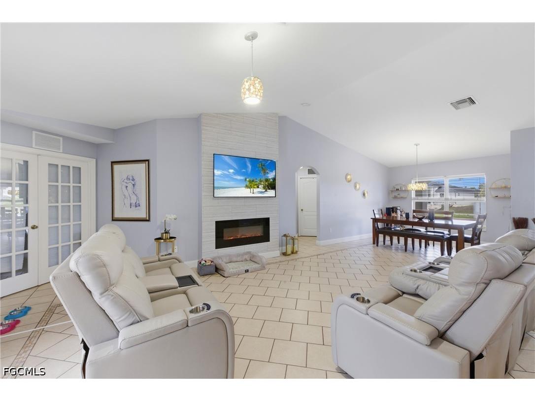 2612 Ceitus Parkway Cape Coral FL 33991 2026017846 image8