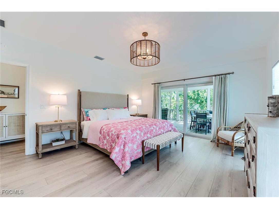 2612 Coconut Drive Sanibel FL 33957 2025013836 image20