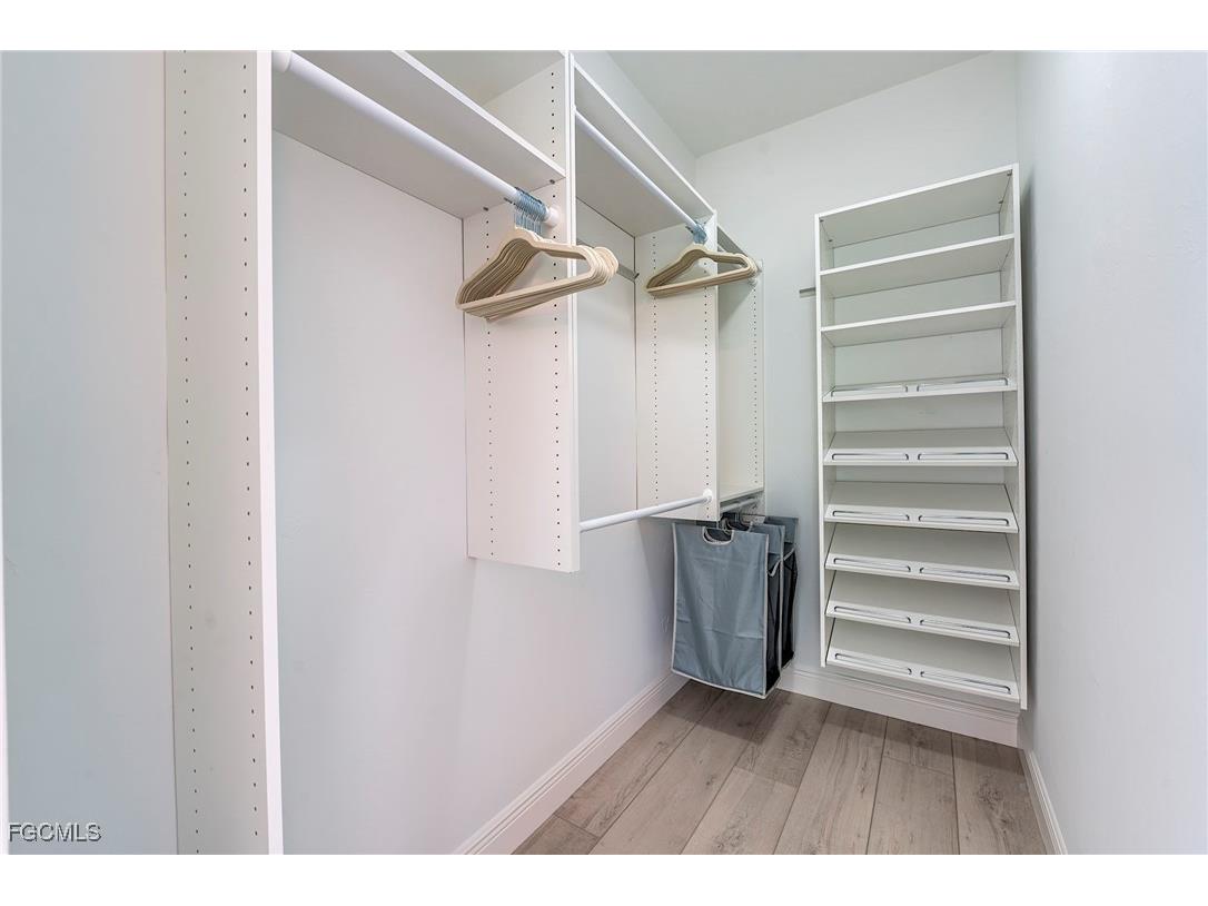 2612 Coconut Drive Sanibel FL 33957 2025013836 image24