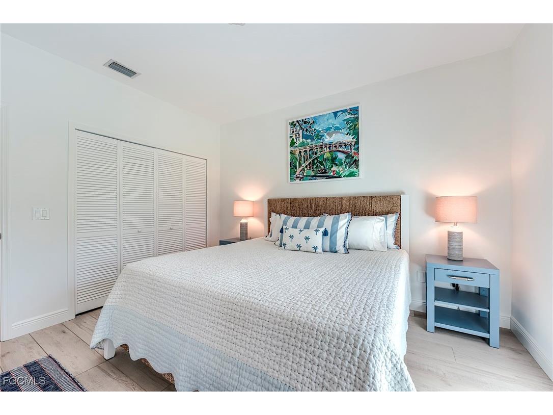 2612 Coconut Drive Sanibel FL 33957 2025013836 image27