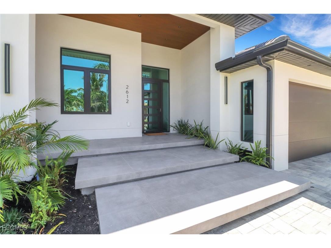 2612 SW 41st Terrace Cape Coral FL 33914 2025018784 image3