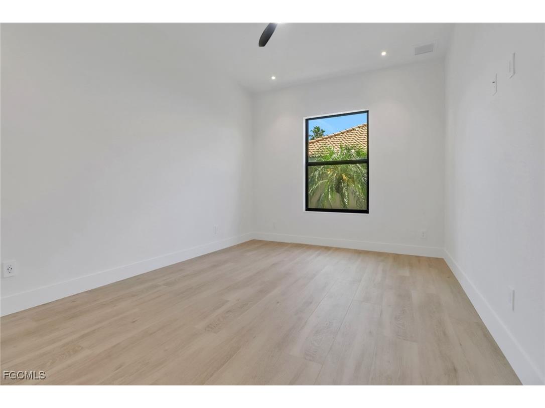 2612 SW 41st Terrace Cape Coral FL 33914 2025018784 image39