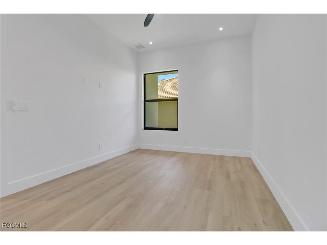 2612 SW 41st Terrace Cape Coral FL 33914 2025018784 image41