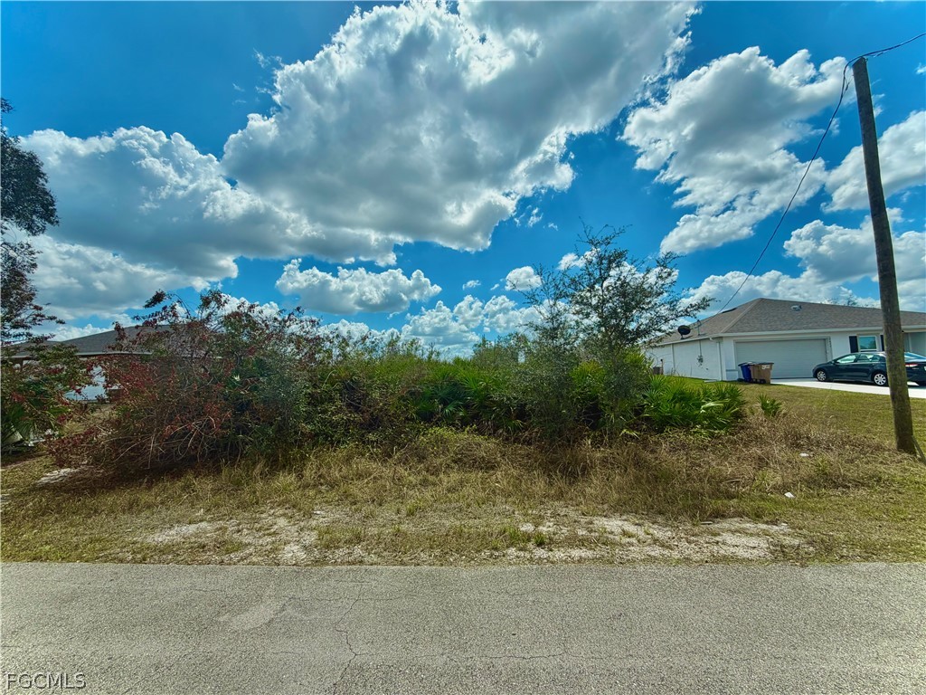 2613 71st Street W Lehigh Acres FL 33971 2026011480 image1