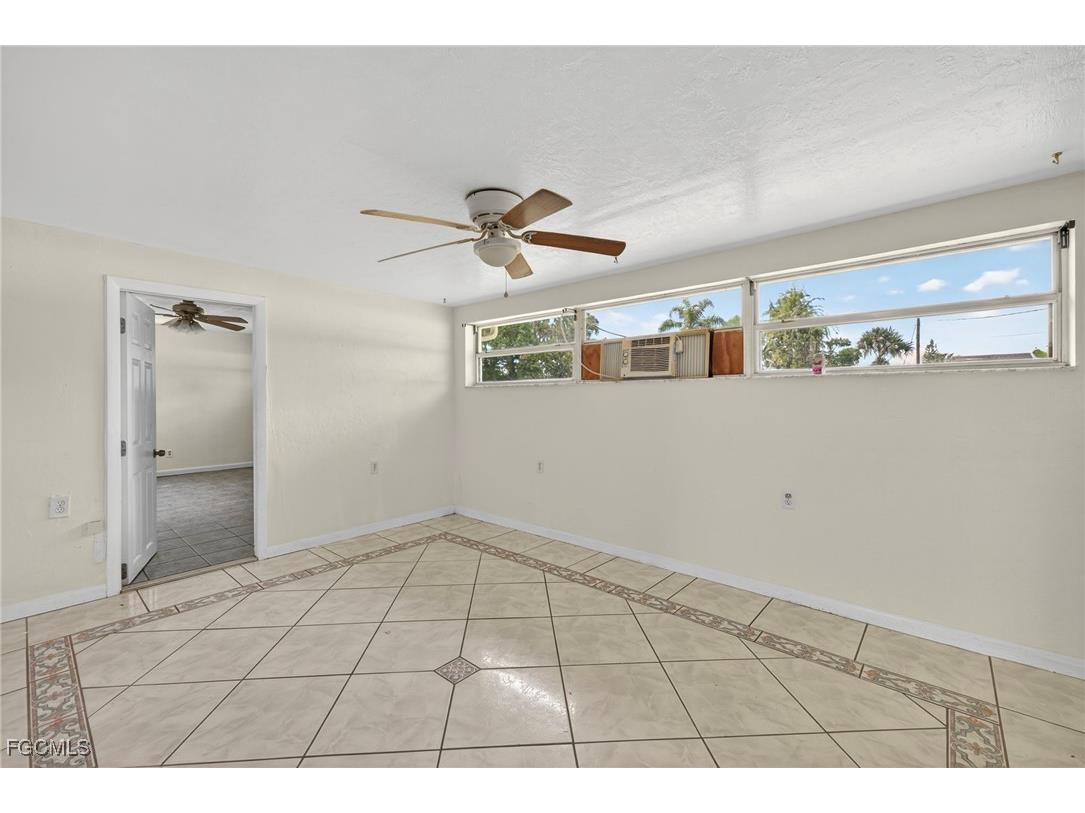 2613 Cartegena Avenue Fort Myers FL 33905 2025013947 image19