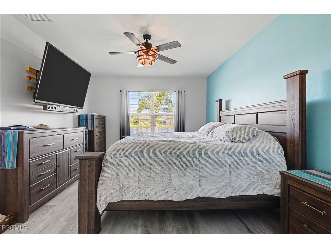 2613 Manzilla Lane Cape Coral FL 33909 2026002539 image15