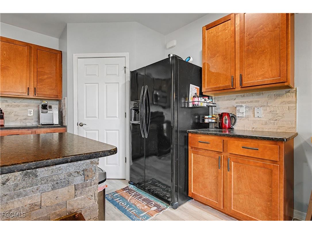 2613 Manzilla Lane Cape Coral FL 33909 2026002539 image7