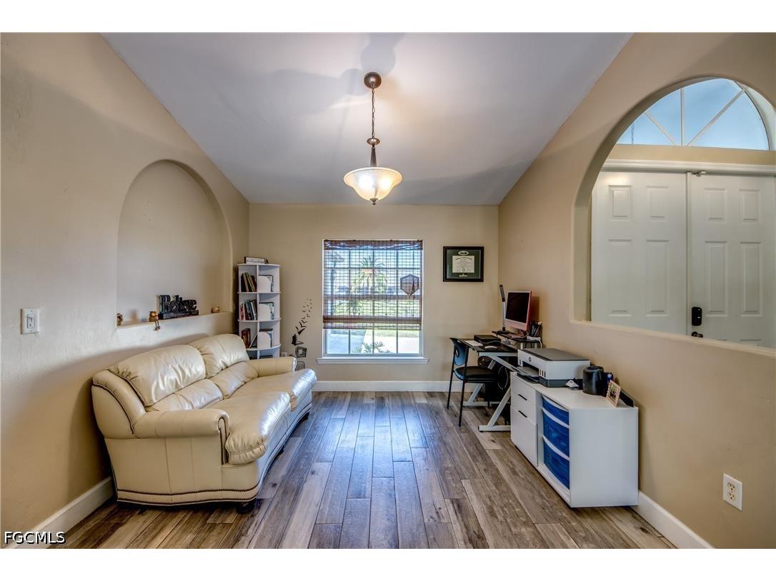 2613 SW 7th Place Cape Coral FL 33914 2026015605 image10