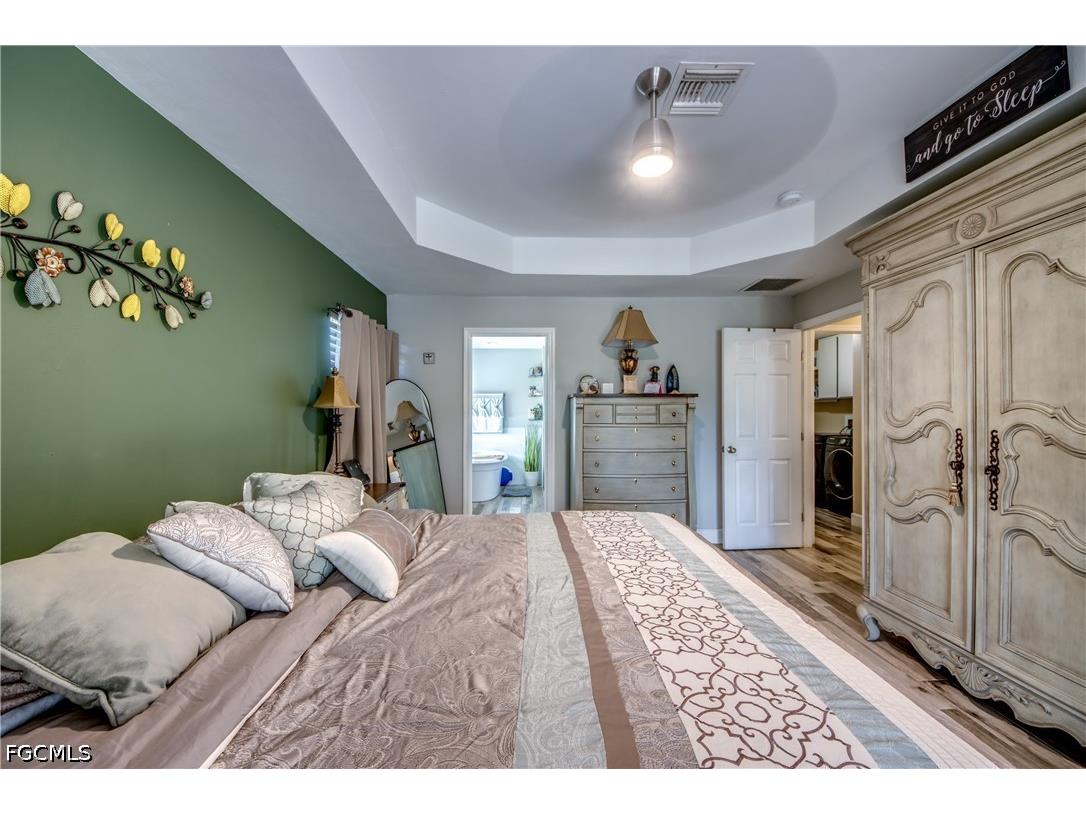 2613 SW 7th Place Cape Coral FL 33914 2026015605 image22