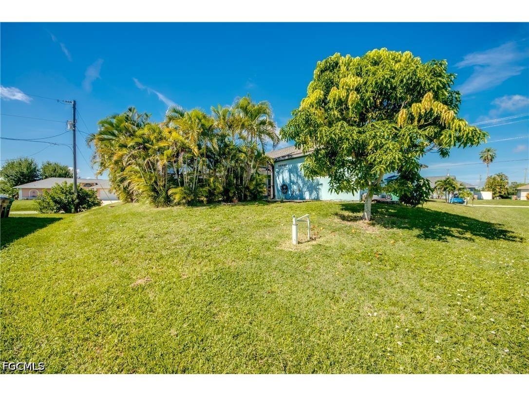 2613 SW 7th Place Cape Coral FL 33914 2026015605 image43