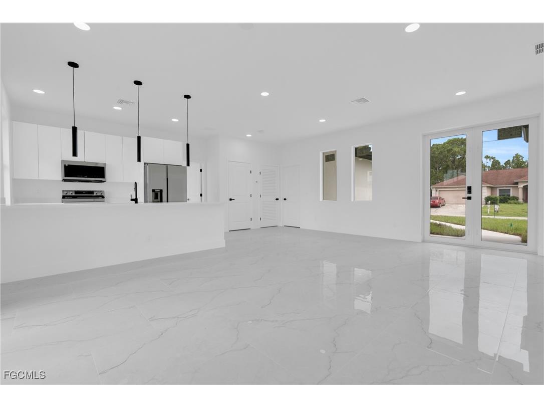 2614 19th Street W Lehigh Acres FL 33971 2025009705 image11