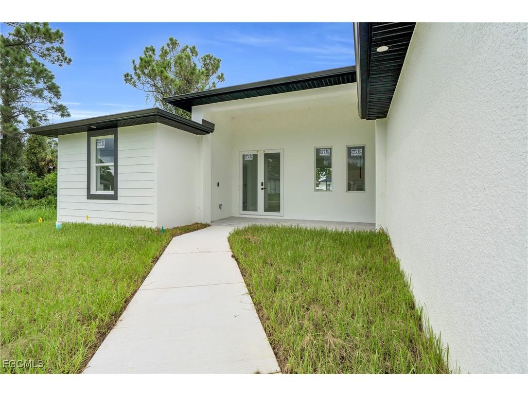 2614 19th Street W Lehigh Acres FL 33971 2025009705 image2