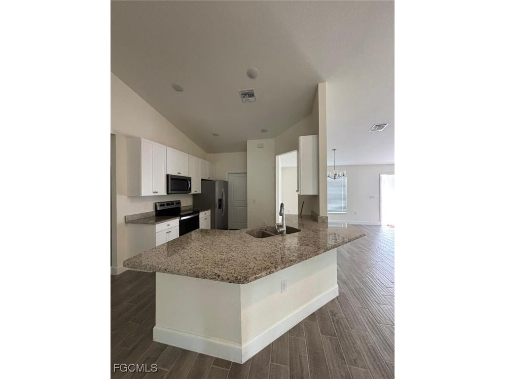 2614 27th Street W Lehigh Acres FL 33971 2025011247 image7