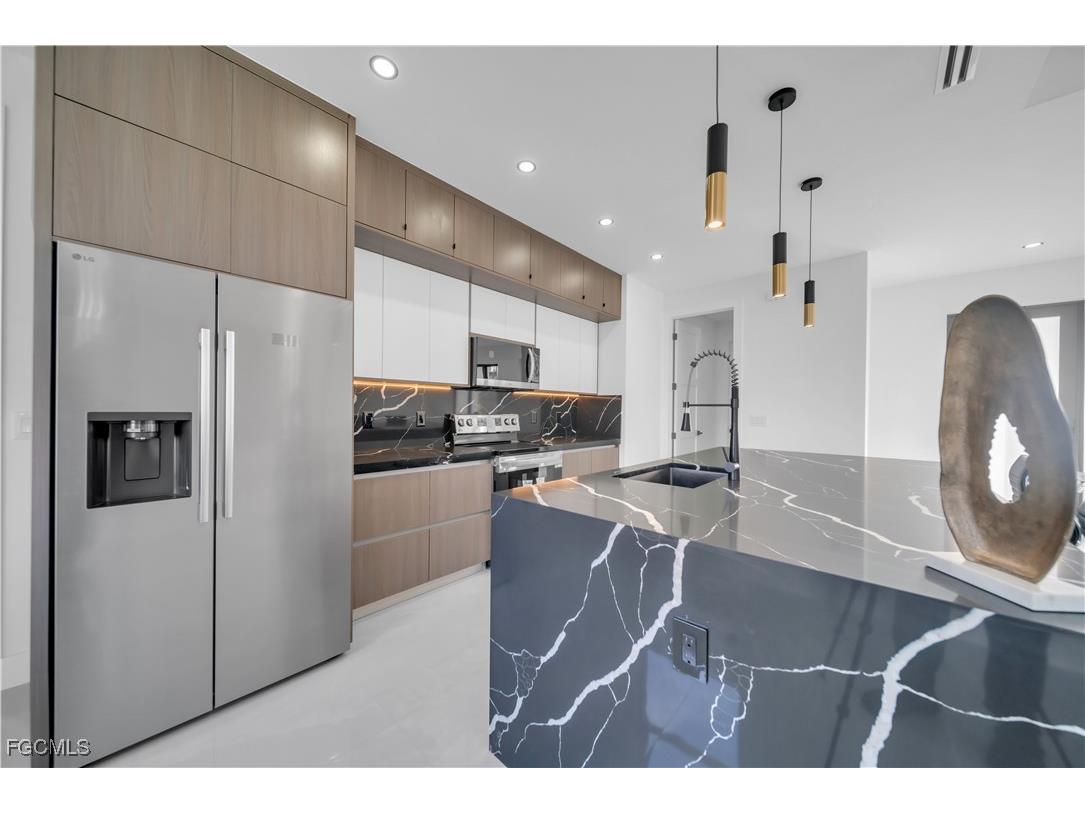 2614 44th Street W Lehigh Acres FL 33971 2025022657 image14