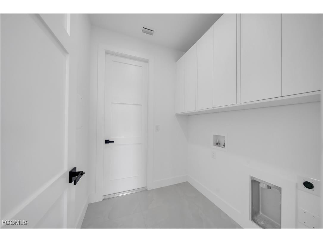 2614 44th Street W Lehigh Acres FL 33971 2025022657 image33