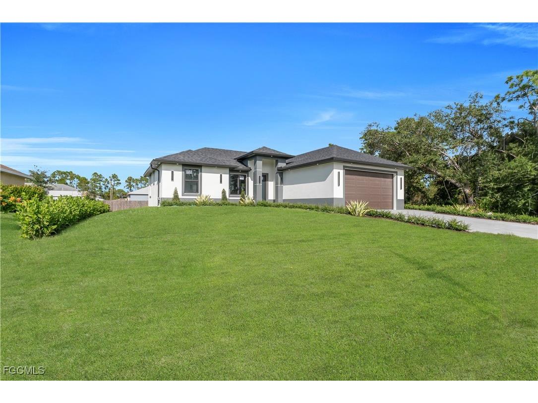 2614 44th Street W Lehigh Acres FL 33971 2025022657 image5