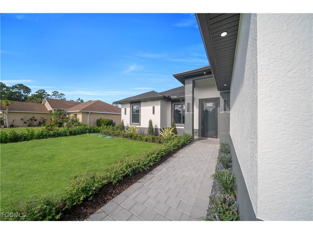 2614 44th Street W Lehigh Acres FL 33971 2025022657 image6