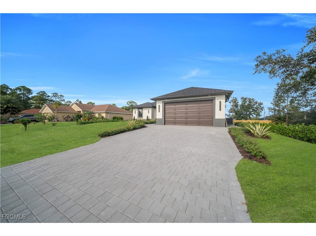 2614 44th Street W Lehigh Acres FL 33971 2025022657 image7