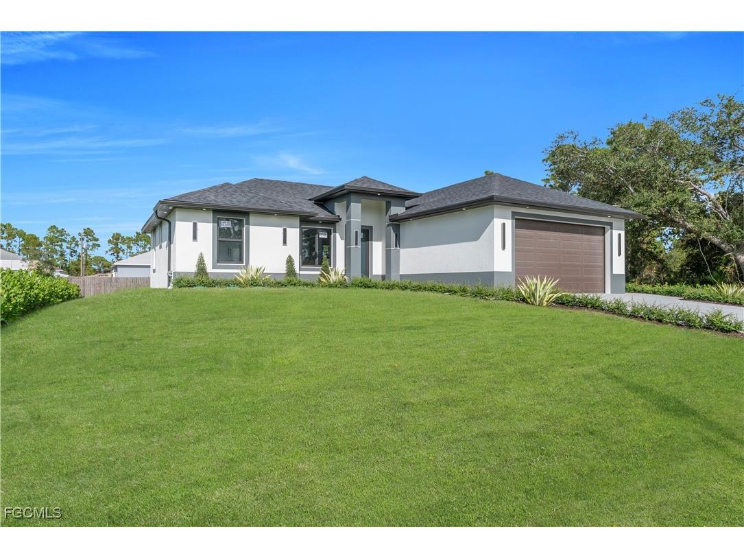 2614 44th Street W Lehigh Acres FL 33971 2025022657 image8