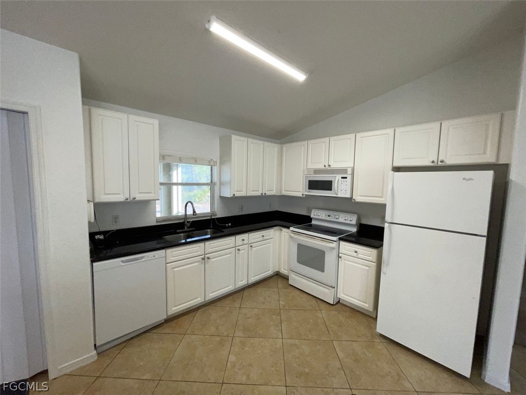 2614 Carol Place Lehigh Acres FL 33971 2026013443 image4