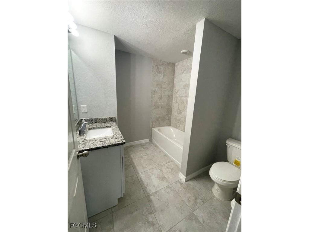 2614 NE 6th Place Cape Coral FL 33909 2025024736 image12