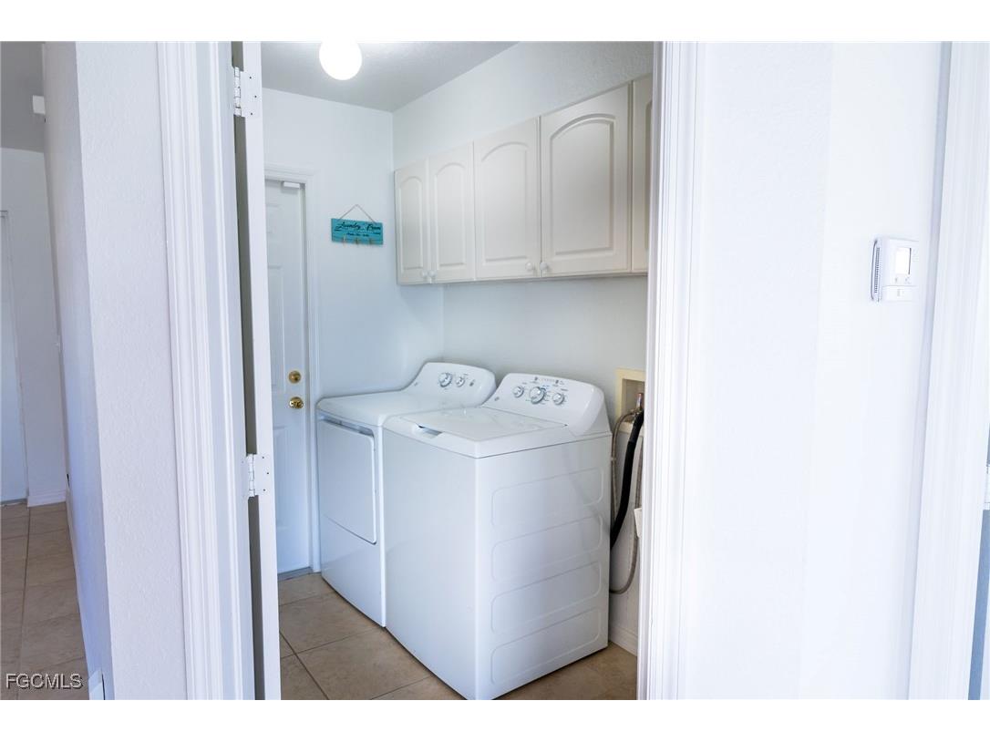 2614 NW 10th Terrace Cape Coral FL 33993 2025025777 image6