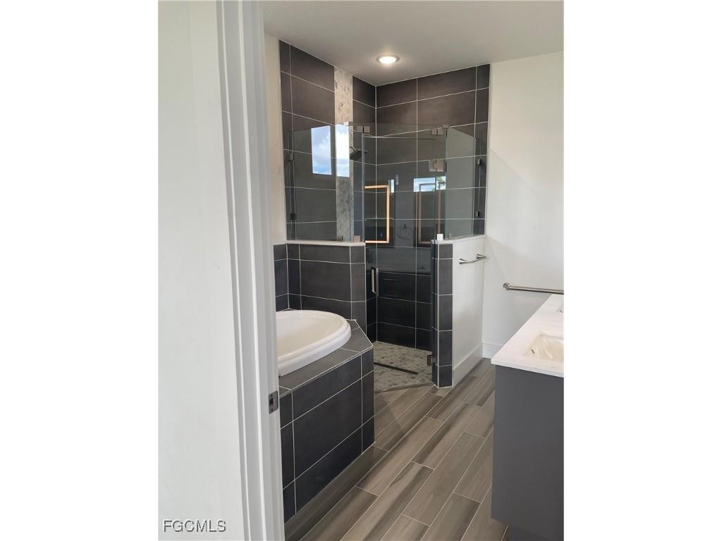 2614 NW 27th Street Cape Coral FL 33993 2025016581 image7