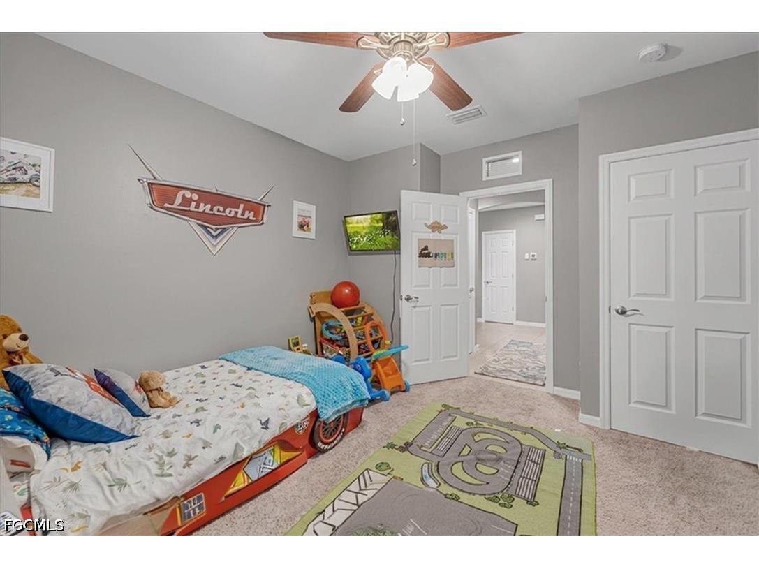 2614 SW 1st Avenue Cape Coral FL 33914 2026025687 image15