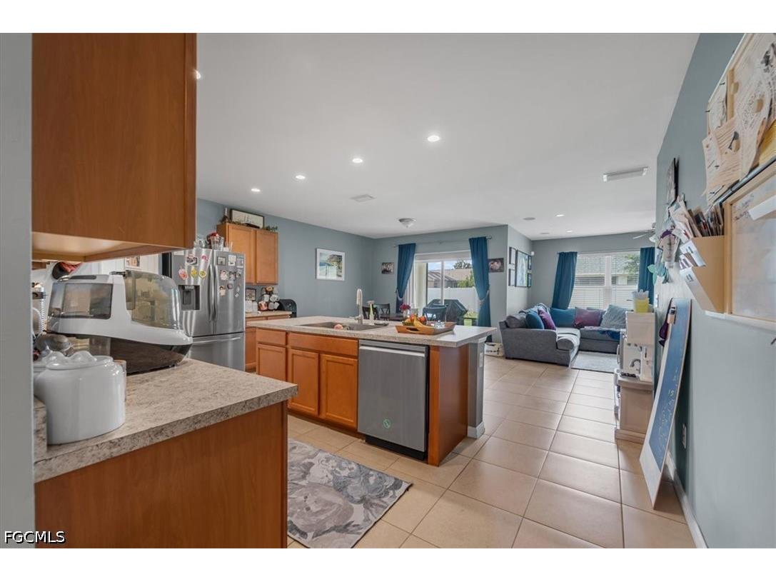 2614 SW 1st Avenue Cape Coral FL 33914 2026025687 image18