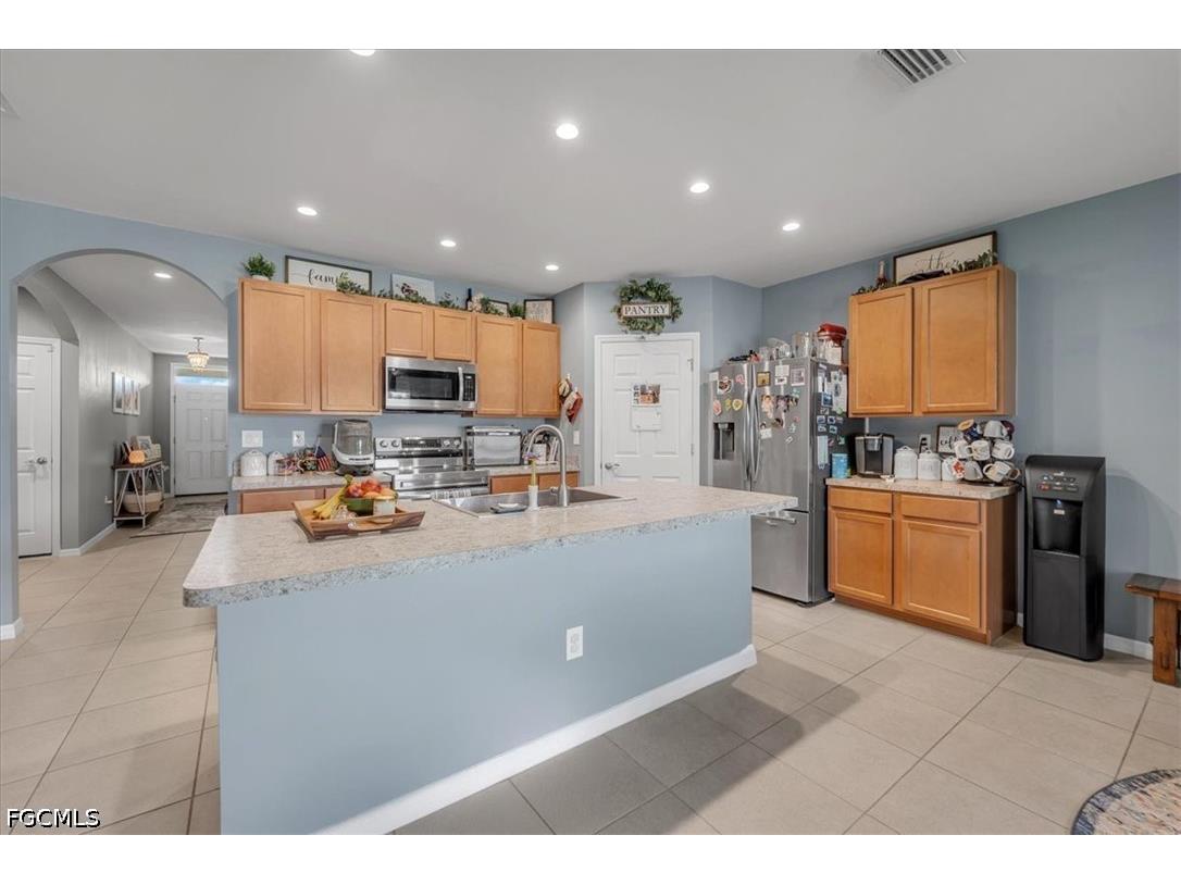 2614 SW 1st Avenue Cape Coral FL 33914 2026025687 image36