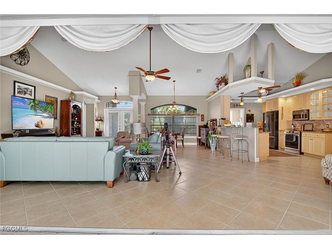 2614 SW 37th Street Cape Coral FL 33914 2025017310 image13