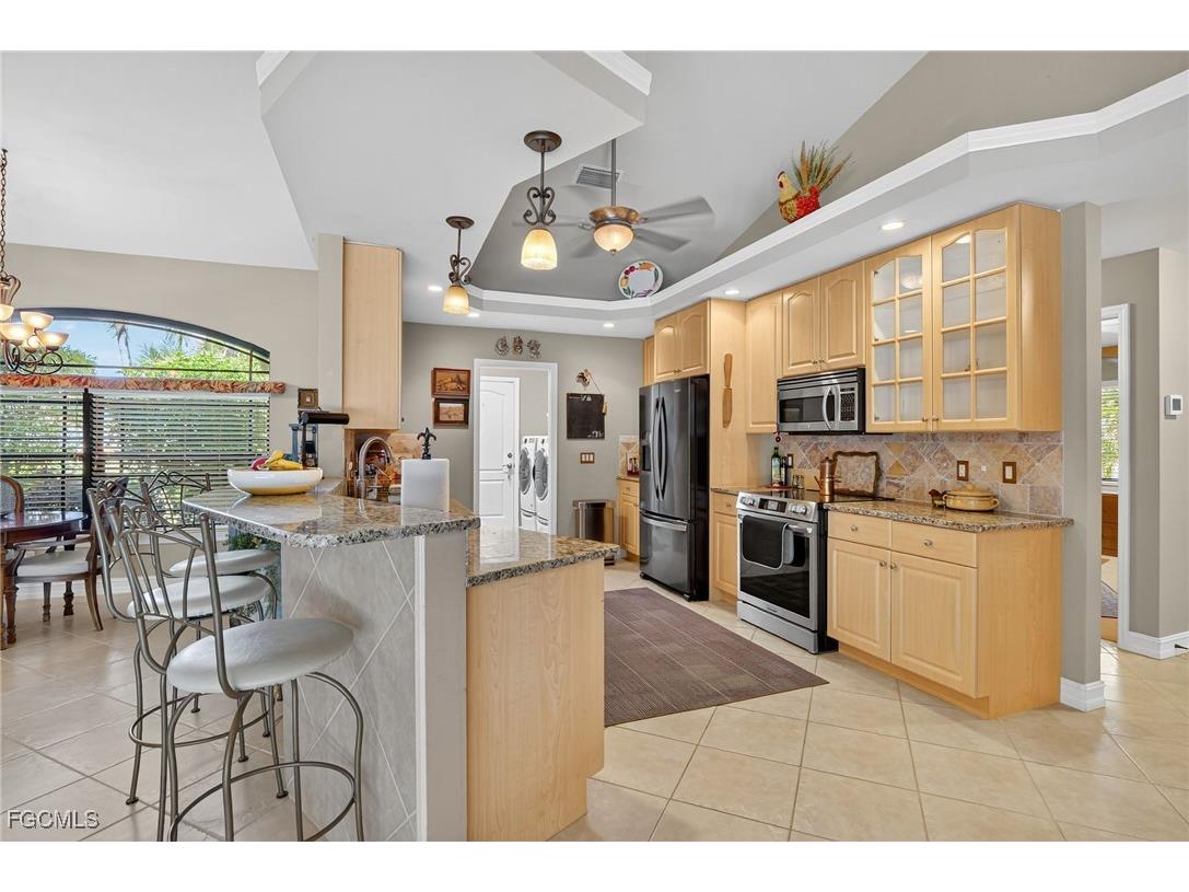 2614 SW 37th Street Cape Coral FL 33914 2025017310 image15