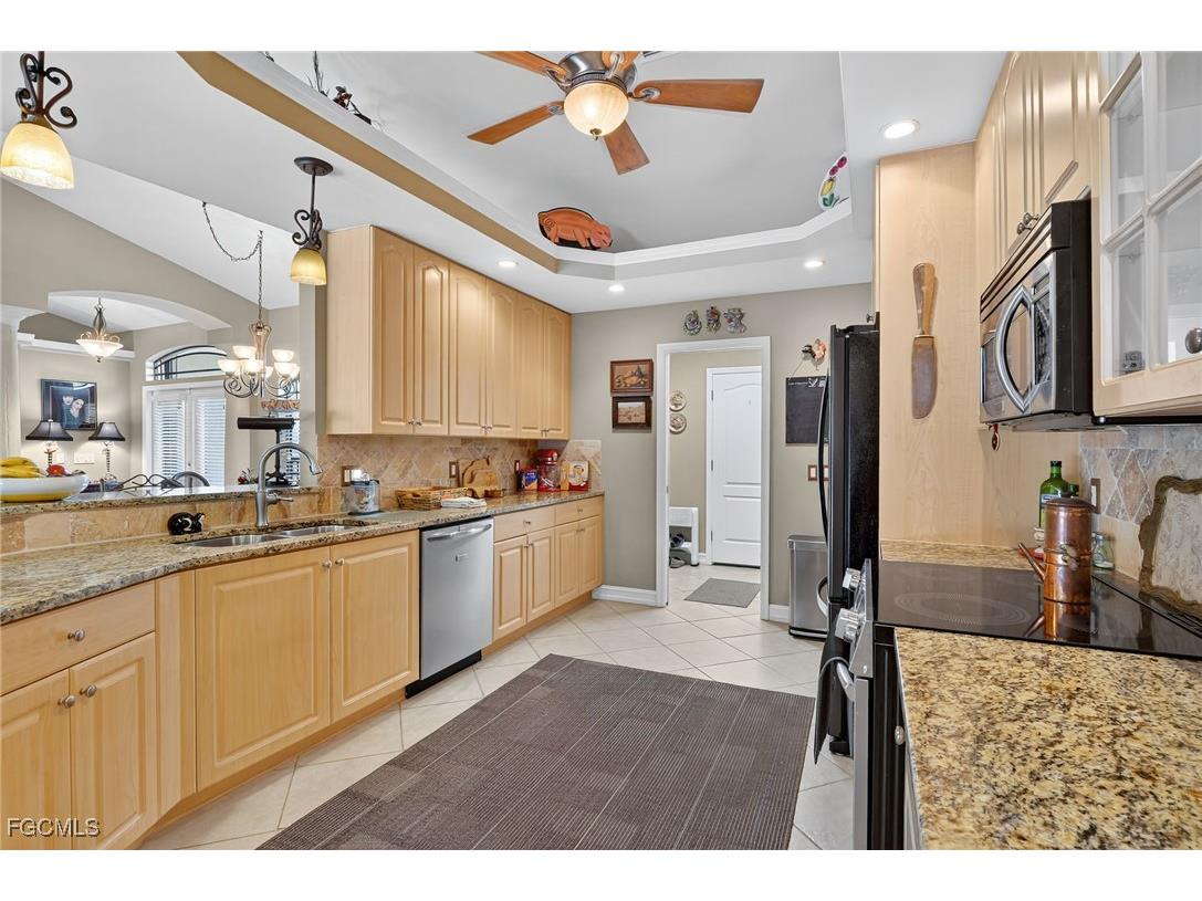 2614 SW 37th Street Cape Coral FL 33914 2025017310 image17