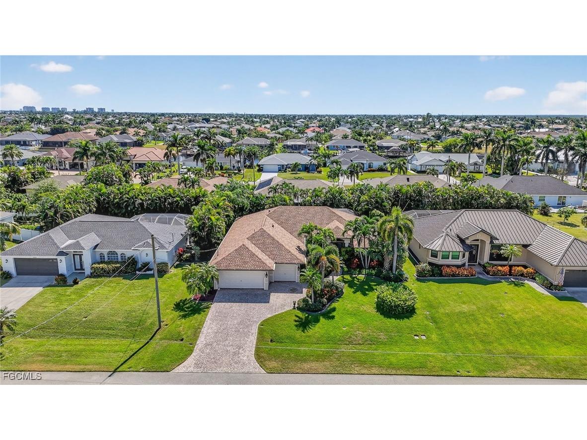 2614 SW 37th Street Cape Coral FL 33914 2025017310 image2