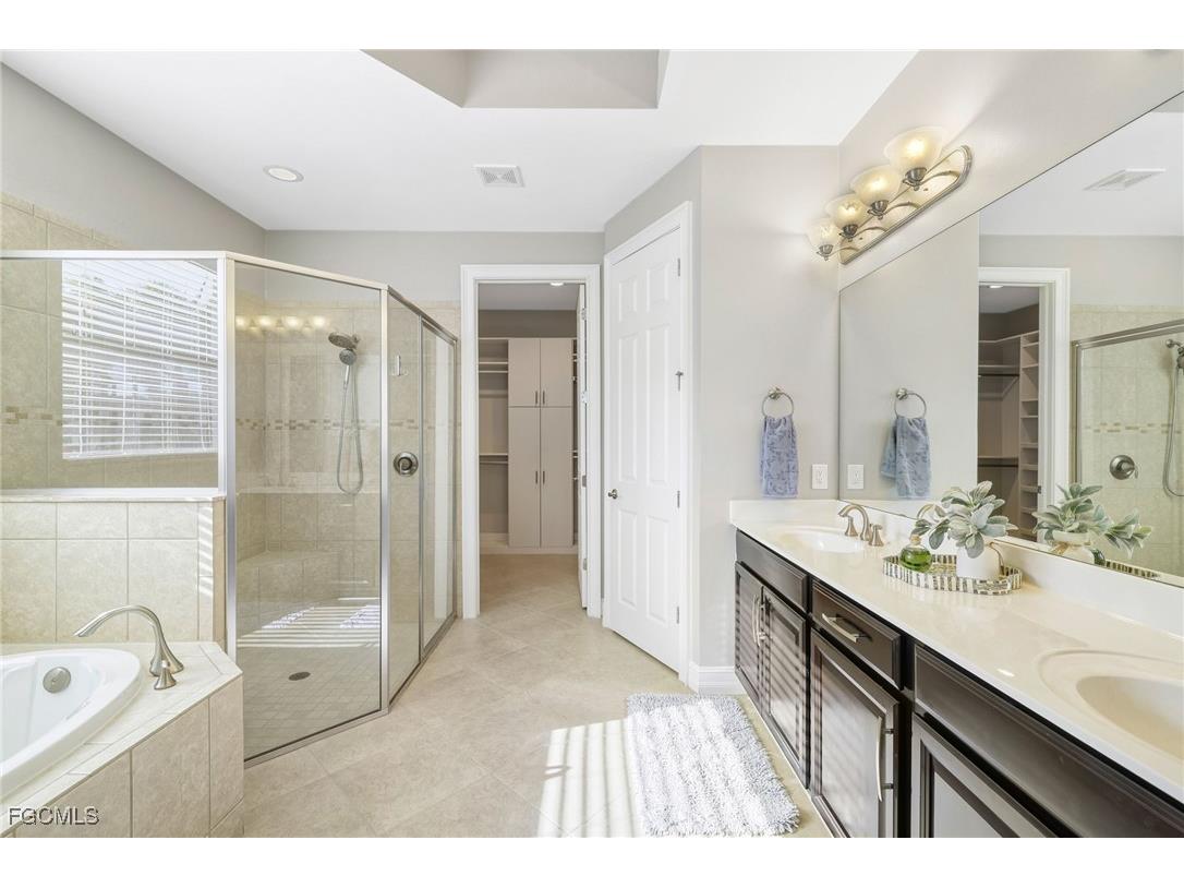 26141 Saint Michael Lane Bonita Springs FL 34135 2025022875 image17