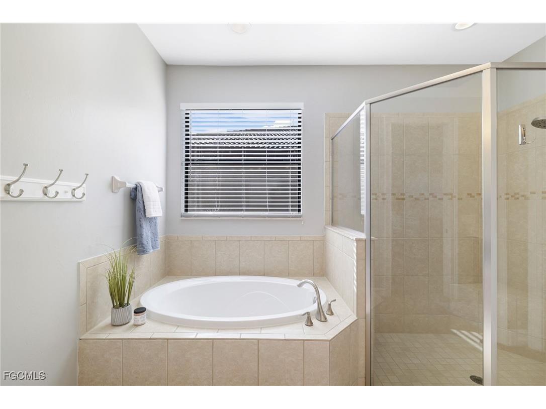 26141 Saint Michael Lane Bonita Springs FL 34135 2025022875 image18