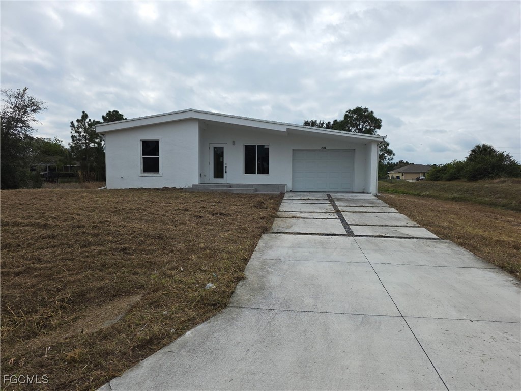 2615 32nd Street SW Lehigh Acres FL 33976 2026004600 image1