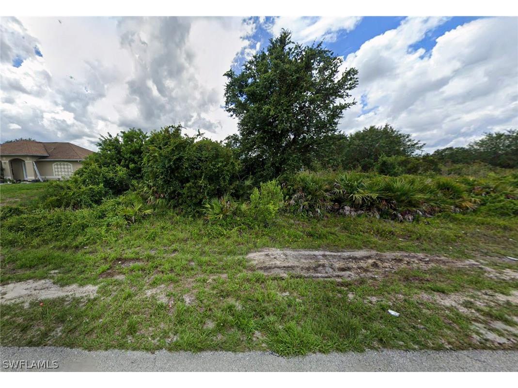2615 67th Street W Lehigh Acres FL 33971 226006459 image3