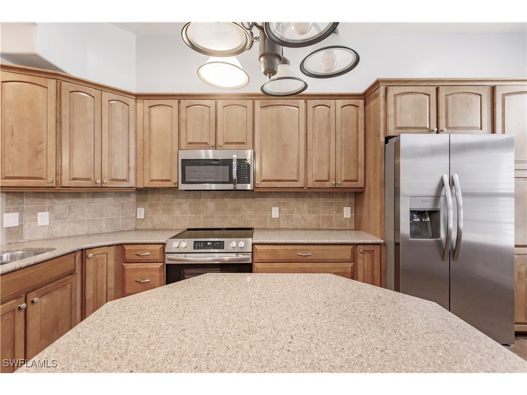 2615 6th Street W Lehigh Acres FL 33971 225076756 image9