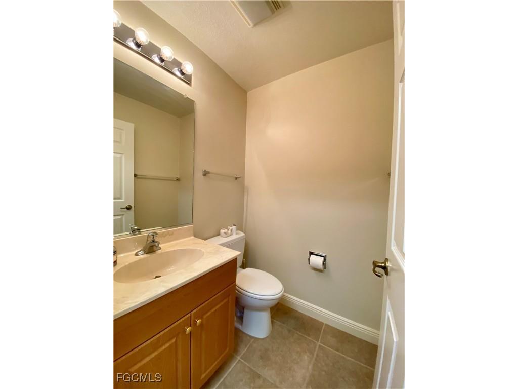 2615 SW 52nd Lane Cape Coral FL 33914 2026006598 image16