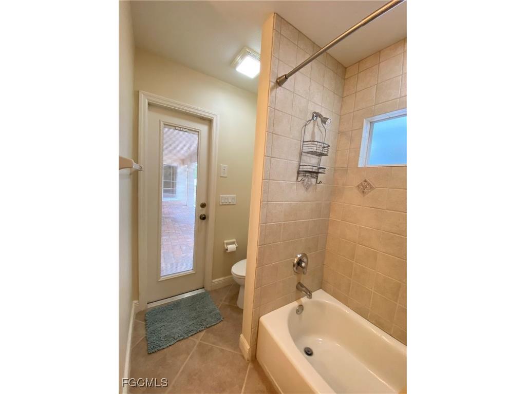 2615 SW 52nd Lane Cape Coral FL 33914 2026006598 image33