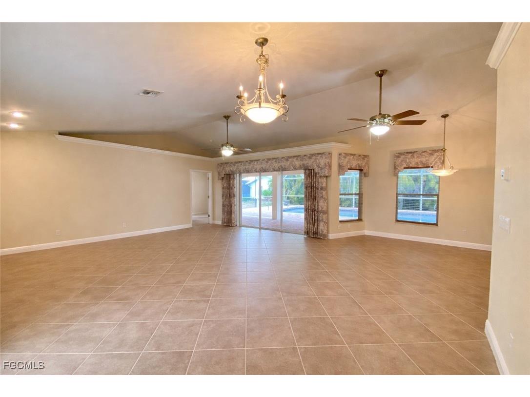 2615 SW 52nd Lane Cape Coral FL 33914 2026006598 image5