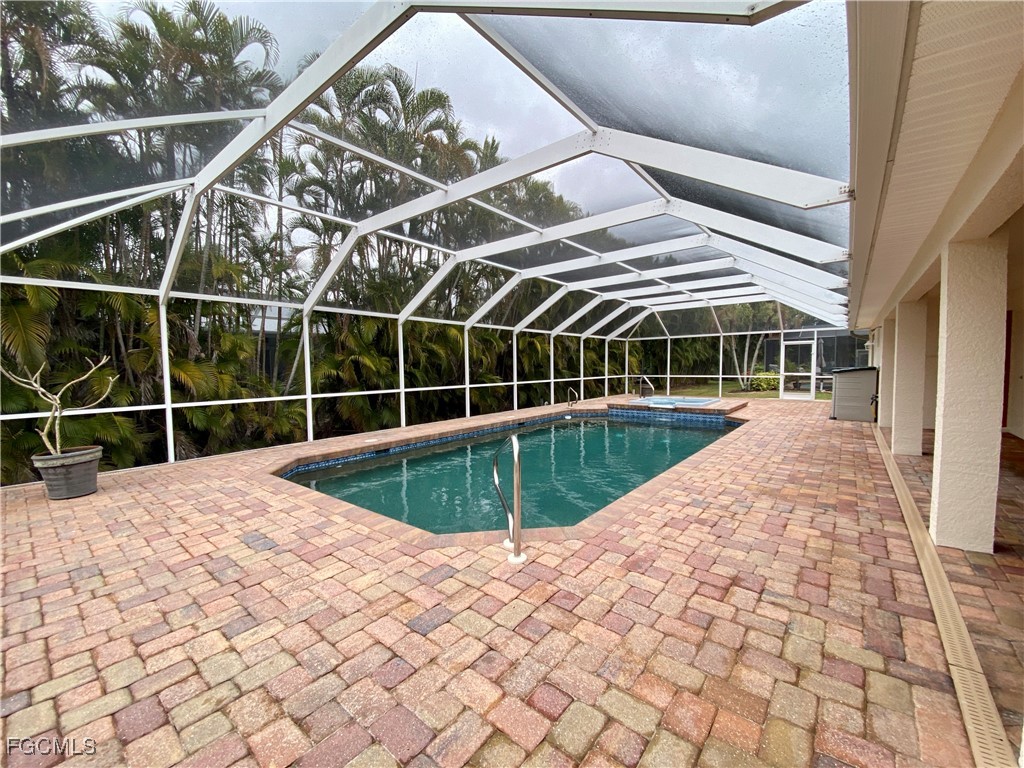 2615 SW 52nd Lane Cape Coral FL 33914 2026006598 image7