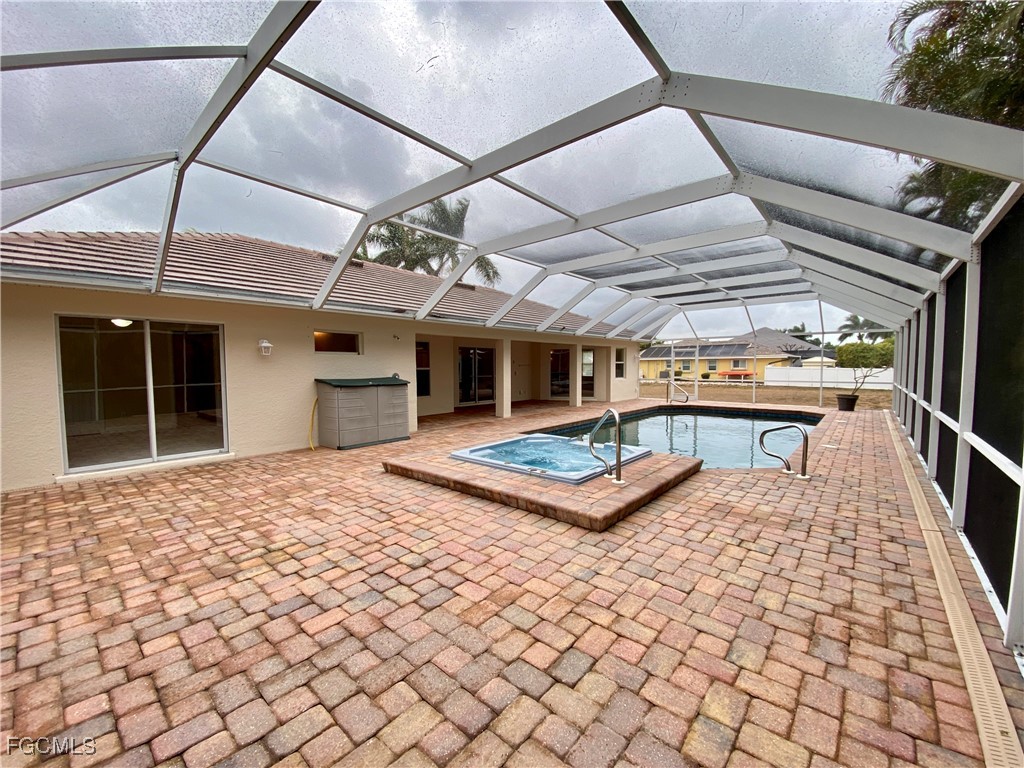 2615 SW 52nd Lane Cape Coral FL 33914 2026006598 image8