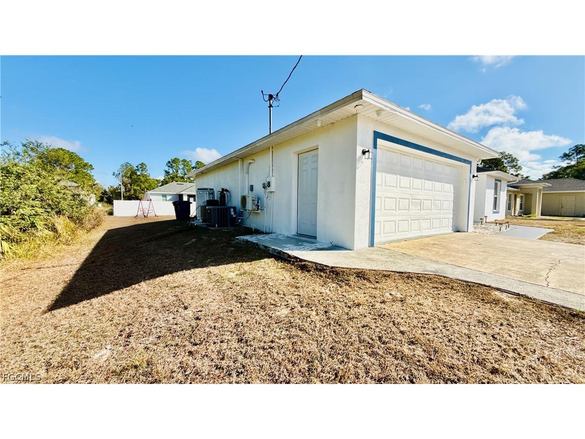 2616 27th Street W Lehigh Acres FL 33971 2026007155 image38