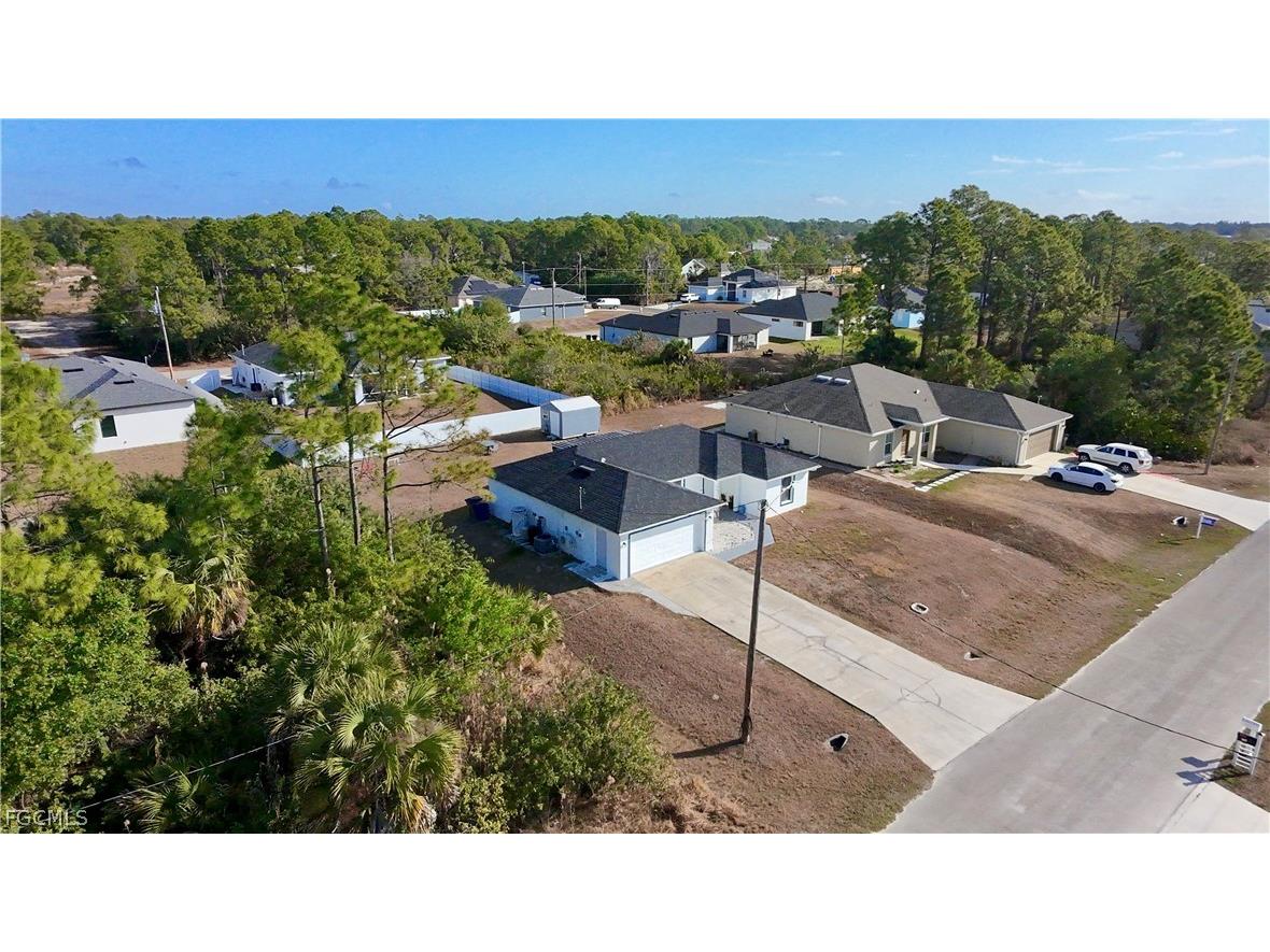 2616 27th Street W Lehigh Acres FL 33971 2026007155 image4