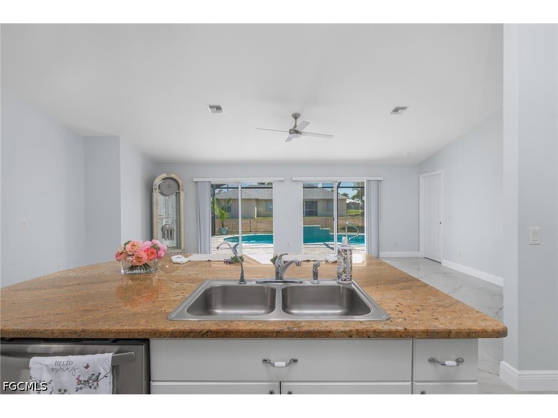  Cape Coral FL 33914 2026015602 image8